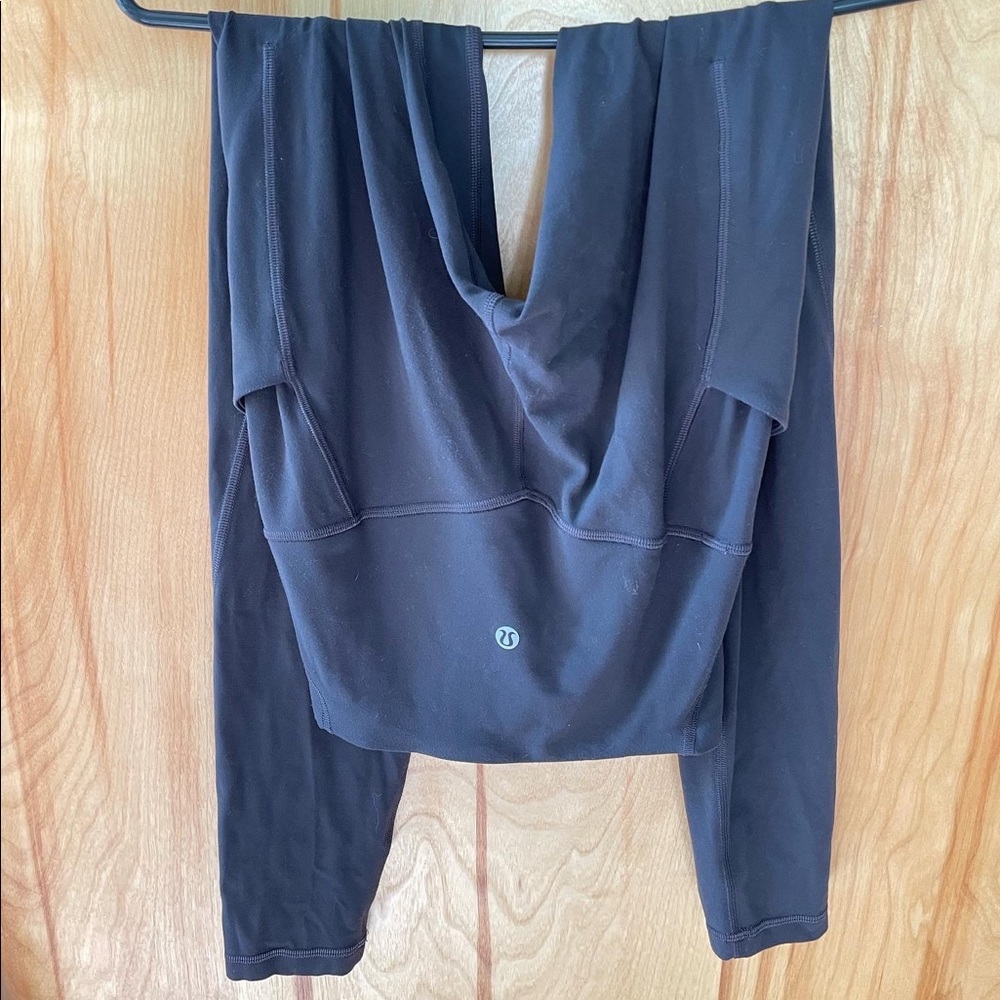 Dark grey lulu leggings!